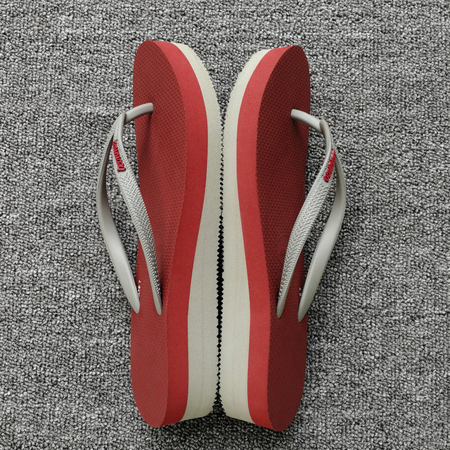 Thailand imports LEONMOO thick soft sole heighten flip-flops for women's casual outer wear non-slip waterproof beach sandals
