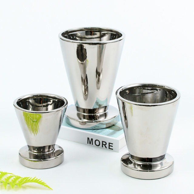 Green plant succulent ceramic flower dish container