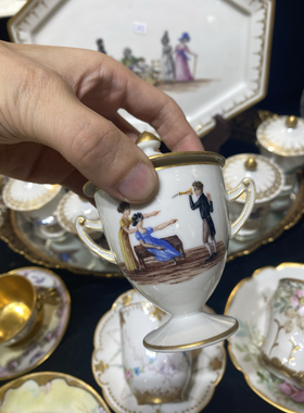 稀有款老巴黎全手绘话剧表演主题带盖可可杯托盘套装