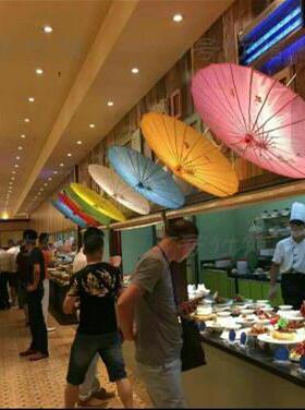 复古油纸伞绸布伞雨伞包间餐厅