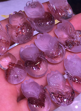 捡漏天然超七金草莓晶大头狐吊坠