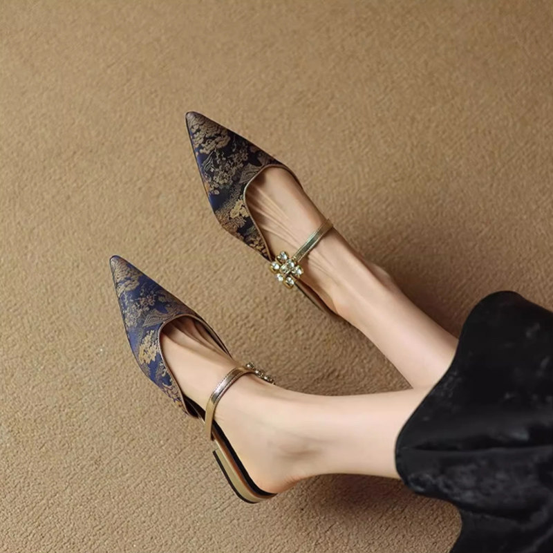 新中式提花水钻低跟半拖鞋女夏季新款一字粗跟尖头懒人包头凉拖鞋,淘宝优惠券,粉丝福利购,淘宝优惠卷