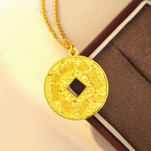 Chinese style explosive crushed ice to attract wealth and safety buckle clavicle chain