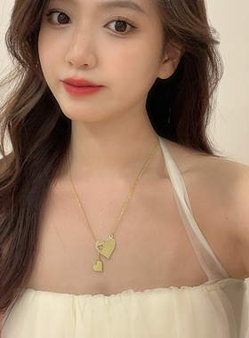简约气质ins风爱心吊坠项链女