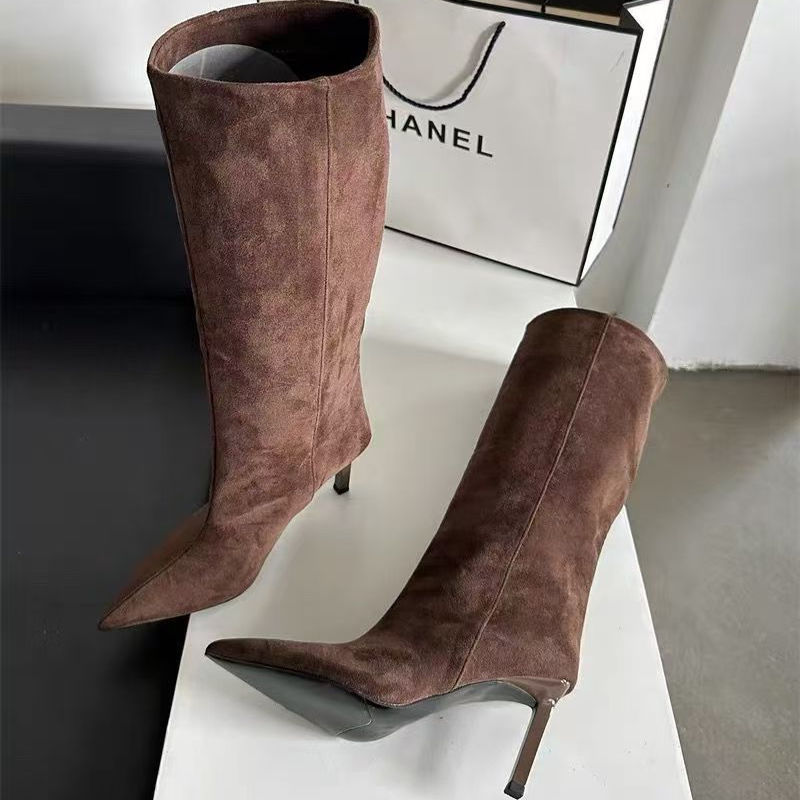 宽筒大筒围黑色堆堆靴女2025年春秋新款尖头高跟长靴细跟高筒靴子 - 图1