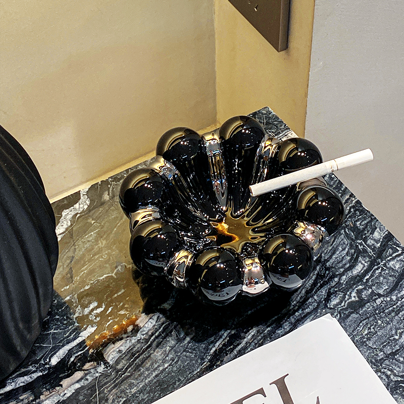 创意陶瓷烟灰缸客厅茶几装饰灰缸摆件高档办公室个性潮流烟缸女 - 图2