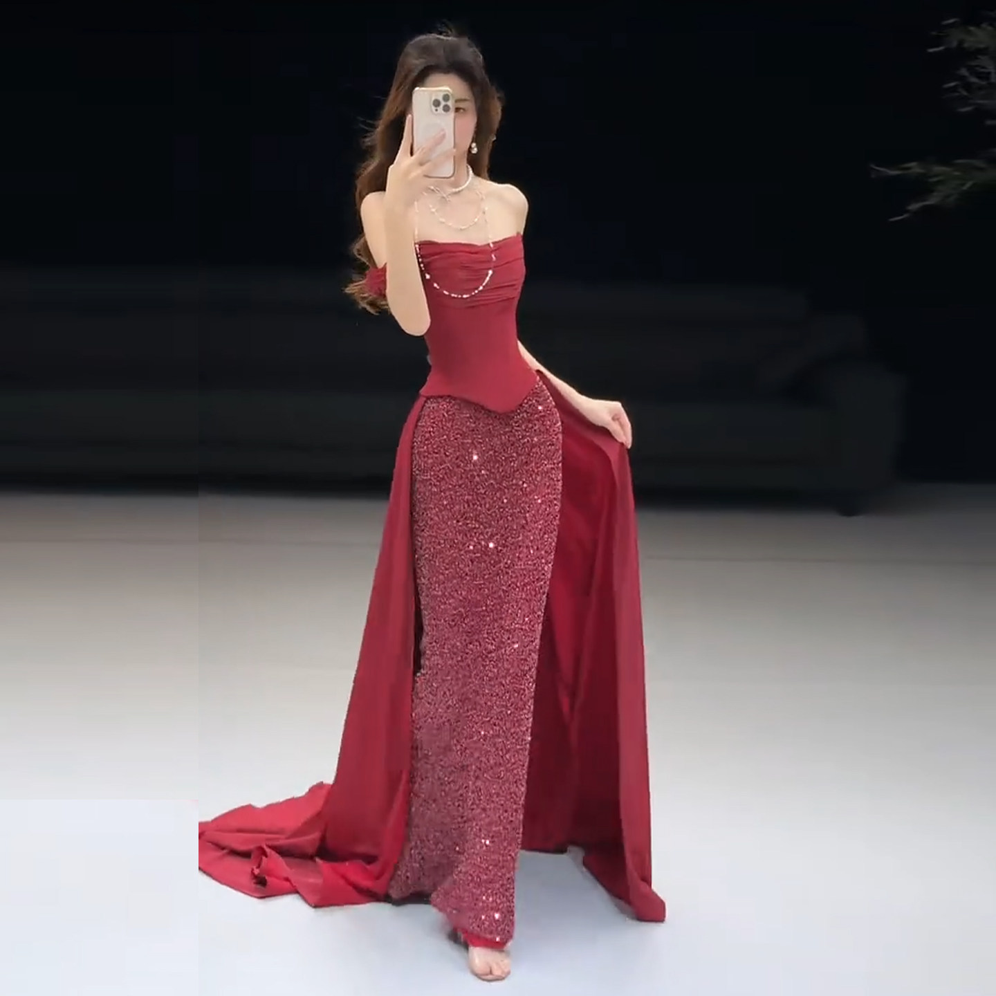 婚礼新娘敬酒服女一字肩酒红色鱼尾订婚晚装礼服高端修身宴会拖尾,淘宝优惠券,粉丝福利购,淘宝优惠卷