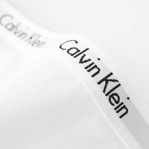 【自营】Calvin Klein/凯文克莱ck内裤女纯色舒适三角裤礼盒3条装 - 图1