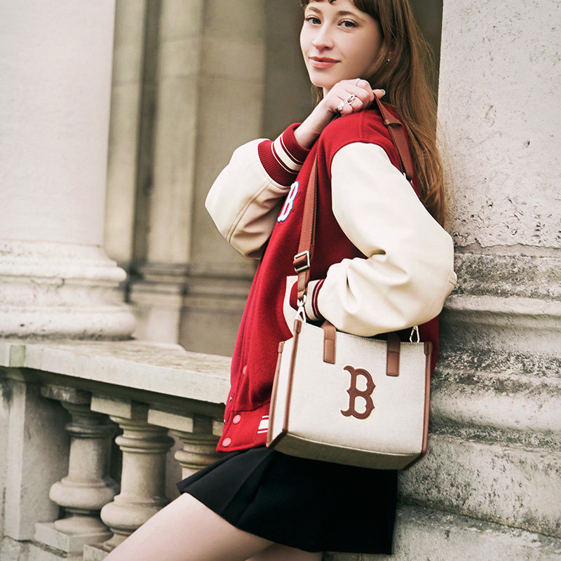 【自营】mlb男女情侣托特包经典挎包 天猫国际自营全球超级店女士包袋