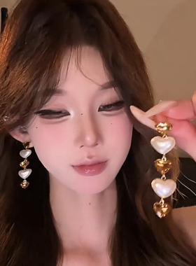 显脸小~韩版水晶爱心珍珠长耳环