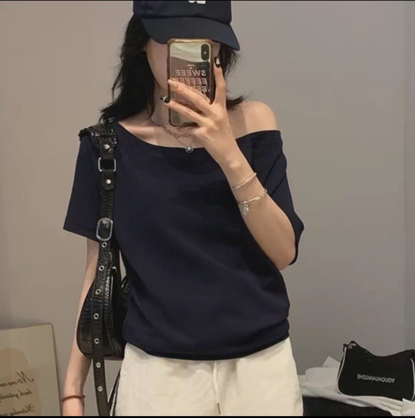 女装2026新款露肩T恤夏季宽松大码短袖t恤女显瘦高级感一字肩上衣