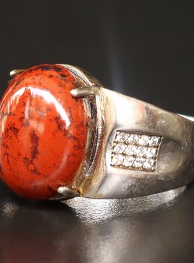 戒指精雕仿古扳指24内径15*12*8mm7g桂林鸡血玉石乾坤料黑底红