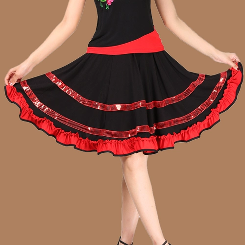 Танцующая юбка для матери, коллекция 2023