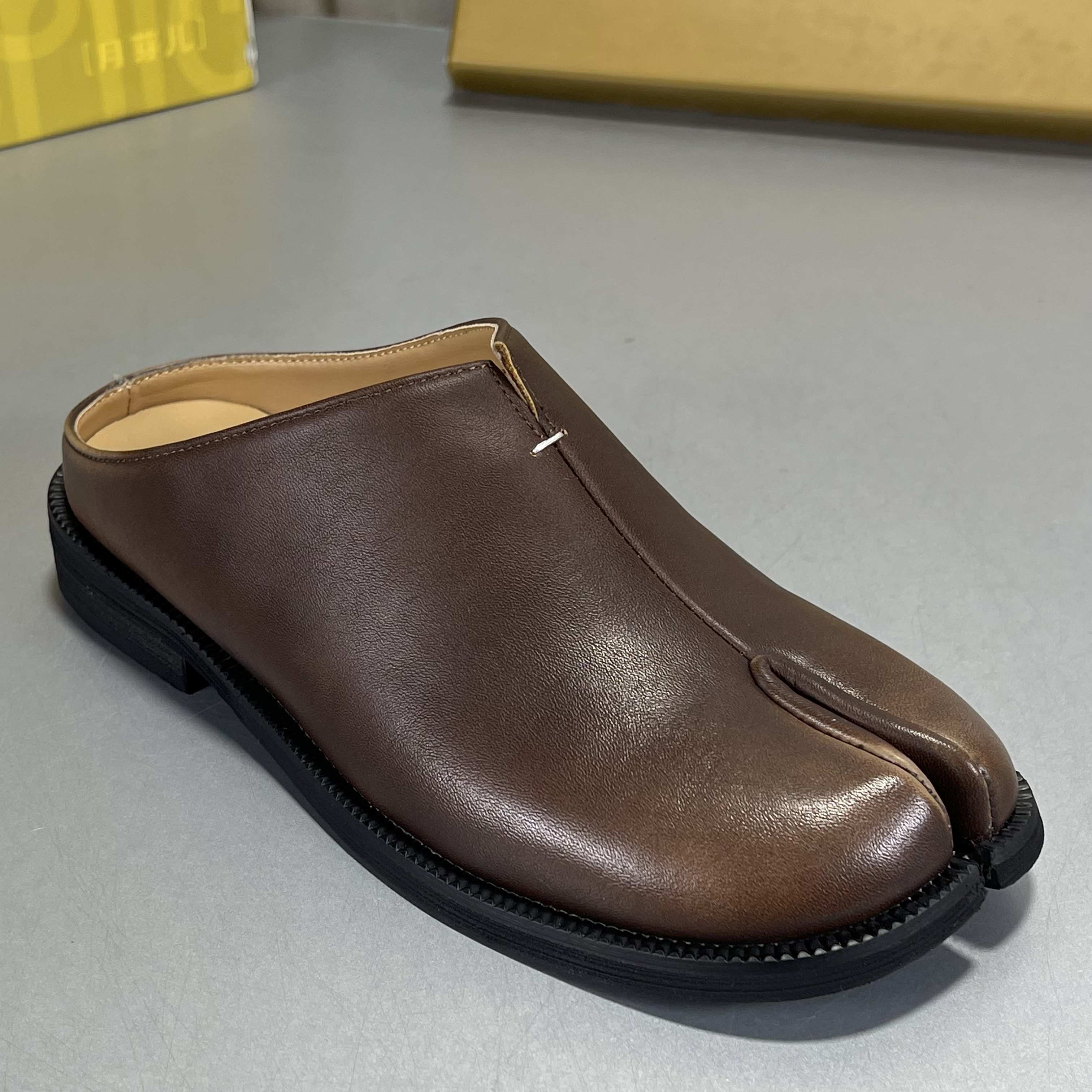 月芽儿复古包头拖鞋女分脚趾厚底复古真皮半拖鞋休闲一脚蹬穆勒鞋,淘宝优惠券,粉丝福利购,淘宝优惠卷