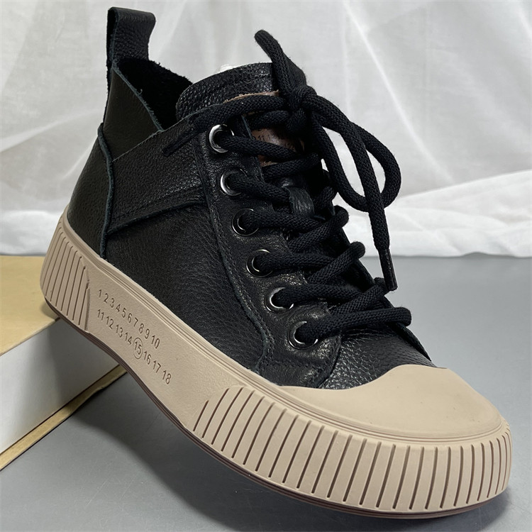 头层牛皮丑萌大头高帮鞋女2025新款复古软底女马丁靴休闲复古板鞋,淘宝优惠券,粉丝福利购,淘宝优惠卷