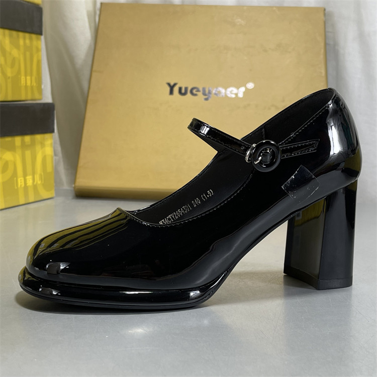 月芽儿正品牛漆皮玛丽珍防水台高跟女2026新款配裙子皮鞋粗跟单鞋,淘宝优惠券,粉丝福利购,淘宝优惠卷