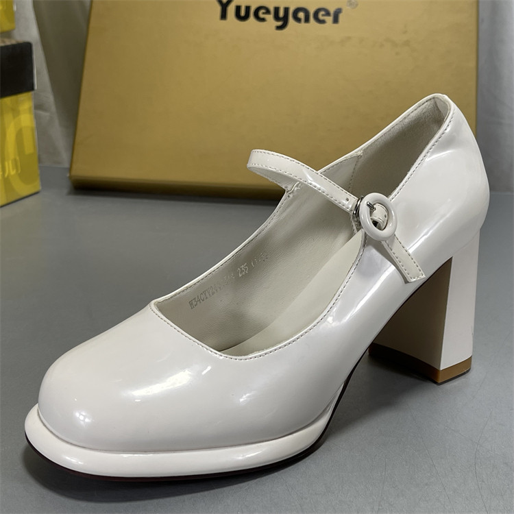 月芽儿正品牛漆皮玛丽珍防水台高跟女2026新款配裙子皮鞋粗跟单鞋,淘宝优惠券,粉丝福利购,淘宝优惠卷