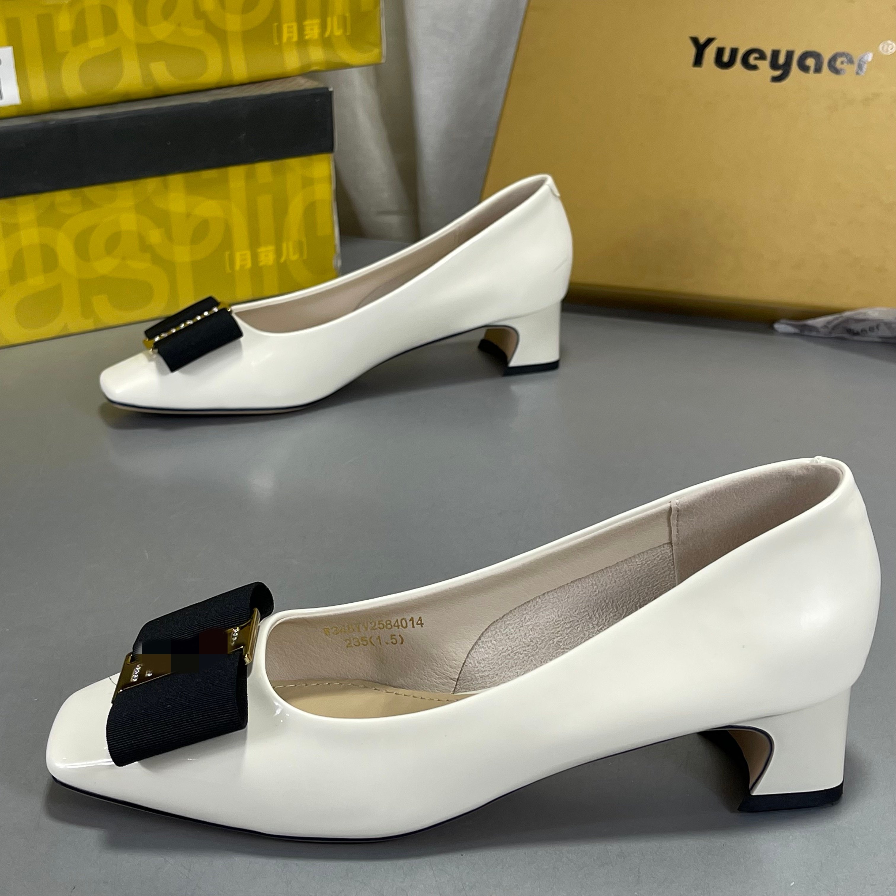 月芽儿正品撤柜浅口单鞋女蝴蝶结中跟牛漆皮法式配裙子中跟工作鞋,淘宝优惠券,粉丝福利购,淘宝优惠卷