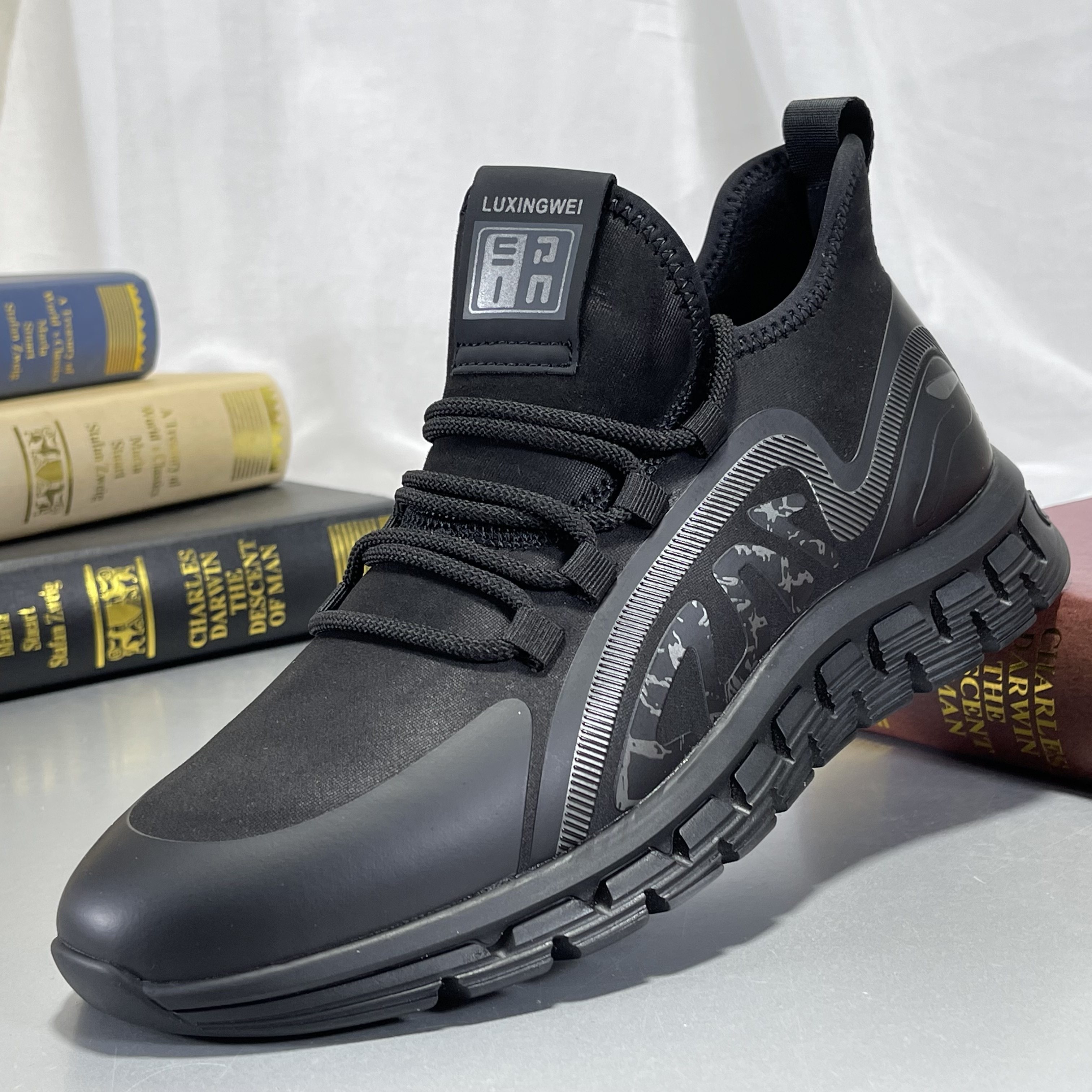 品牌男鞋断码处理真皮秋冬跑鞋潮流黑色休闲运动跑步鞋轻便旅游鞋,淘宝优惠券,粉丝福利购,淘宝优惠卷