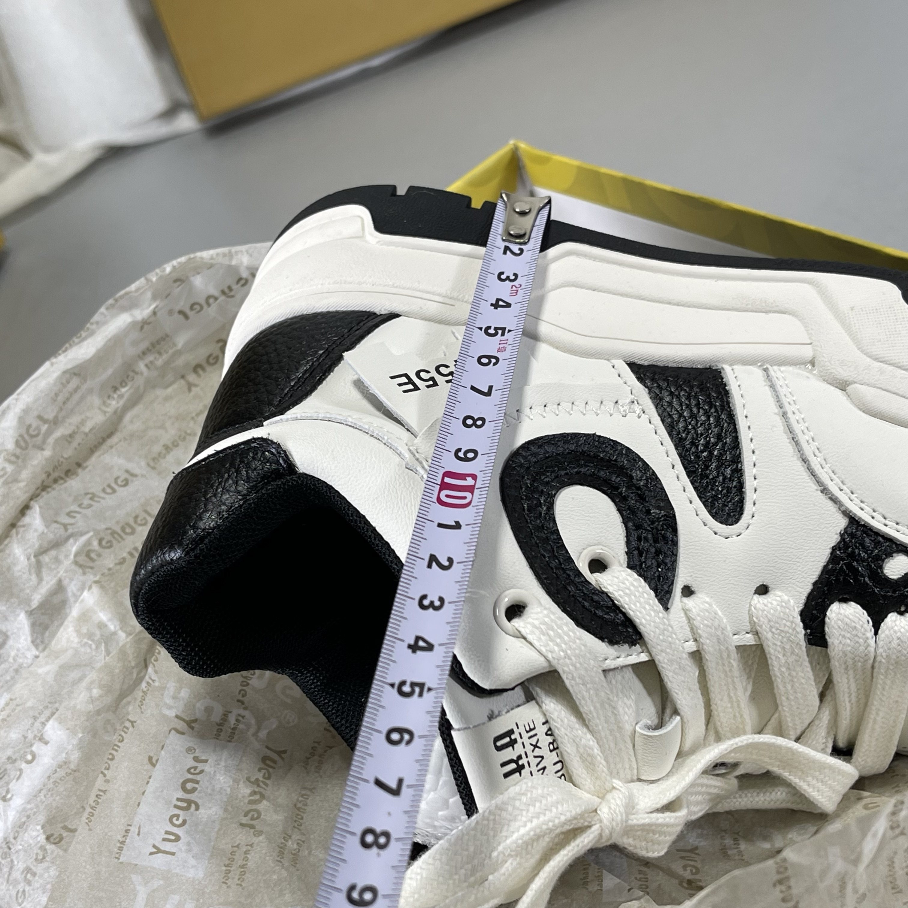 月芽儿正品撤柜真皮厚底小白鞋女2025新款百搭轻便透气休闲运动鞋,淘宝优惠券,粉丝福利购,淘宝优惠卷