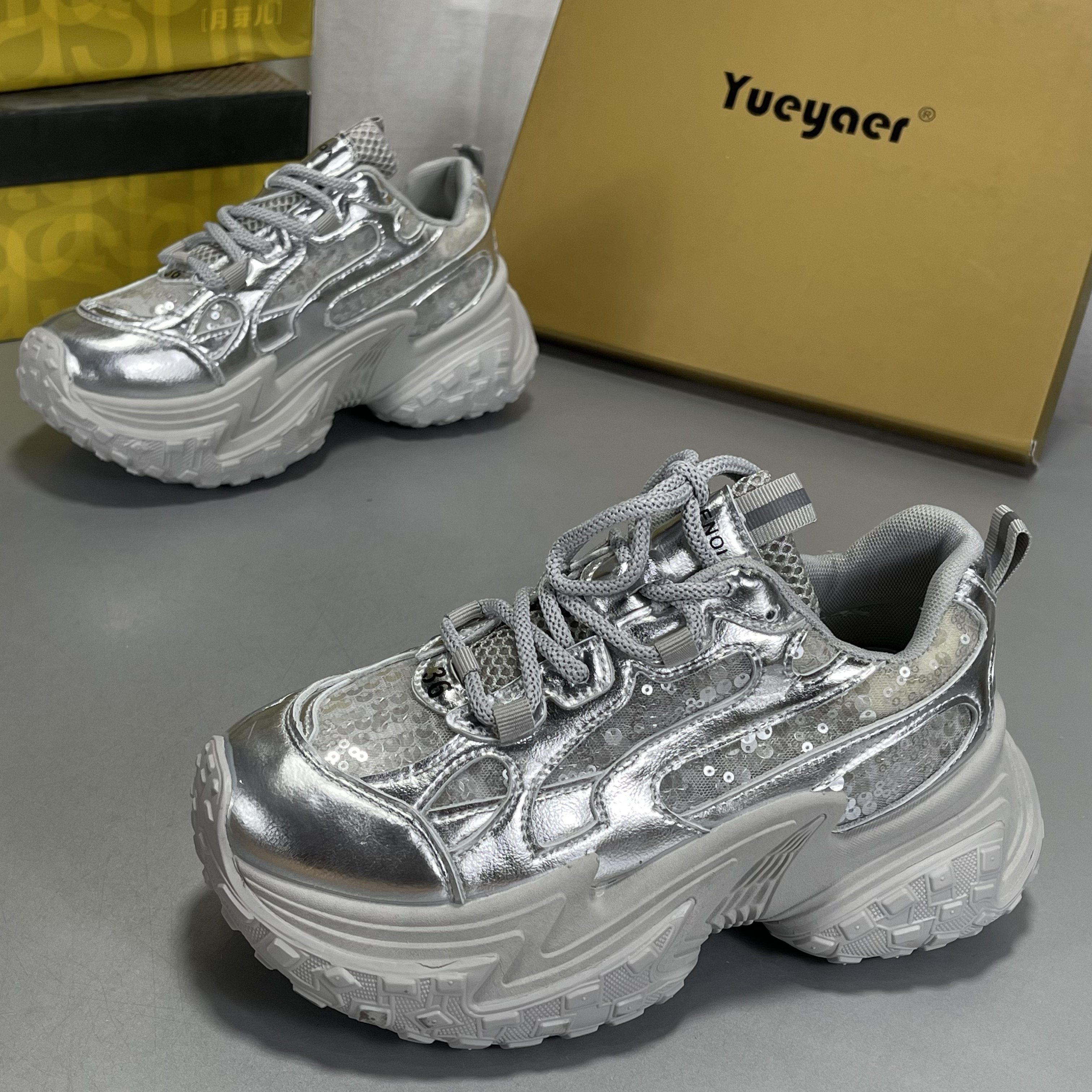 月芽儿专柜正品老爹鞋女2026春新款亮片厚底小个子户外休闲运动鞋,淘宝优惠券,粉丝福利购,淘宝优惠卷