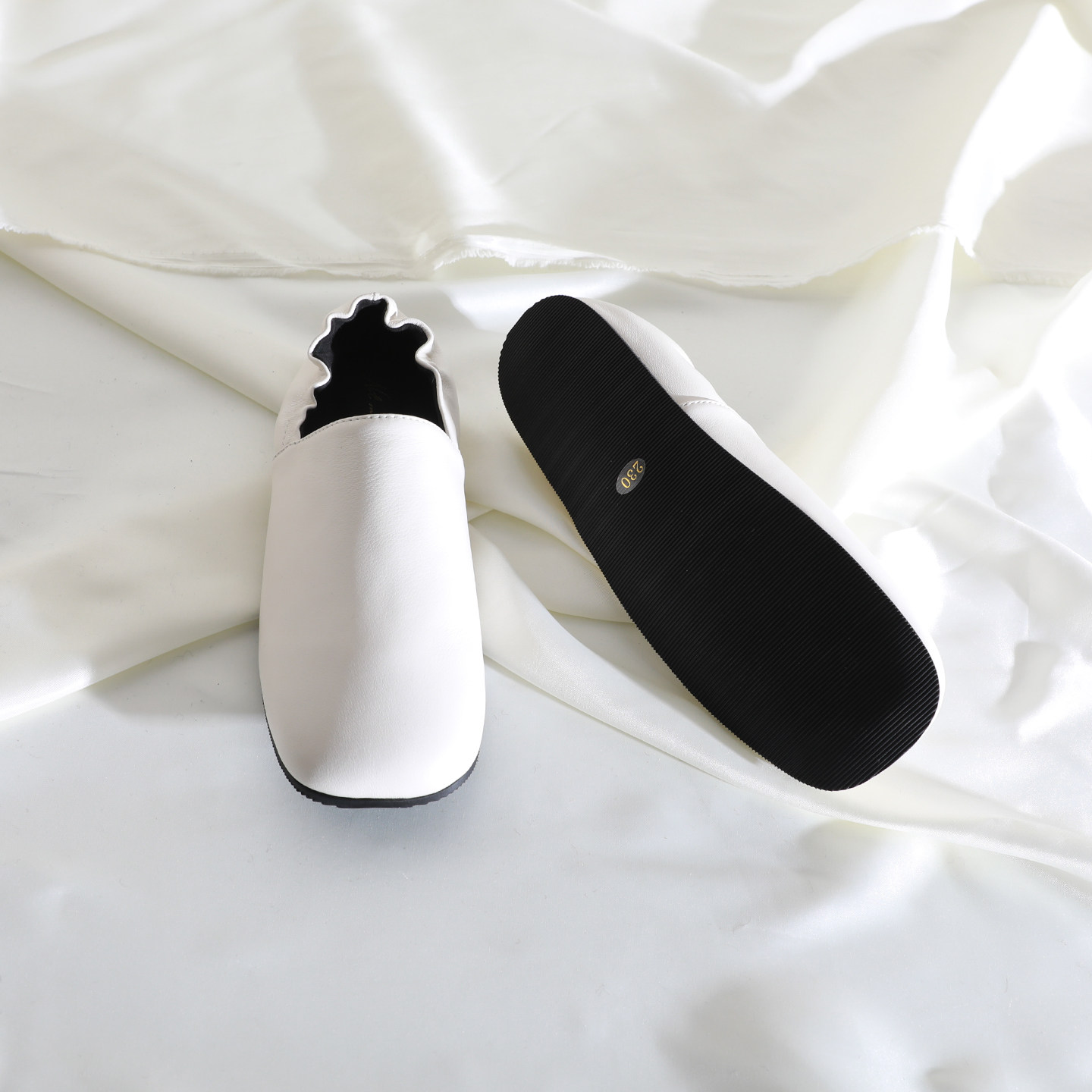 莲花府邸2026春季简约方头一脚蹬单鞋舒适百搭平底牛皮奶奶鞋女鞋,淘宝优惠券,粉丝福利购,淘宝优惠卷