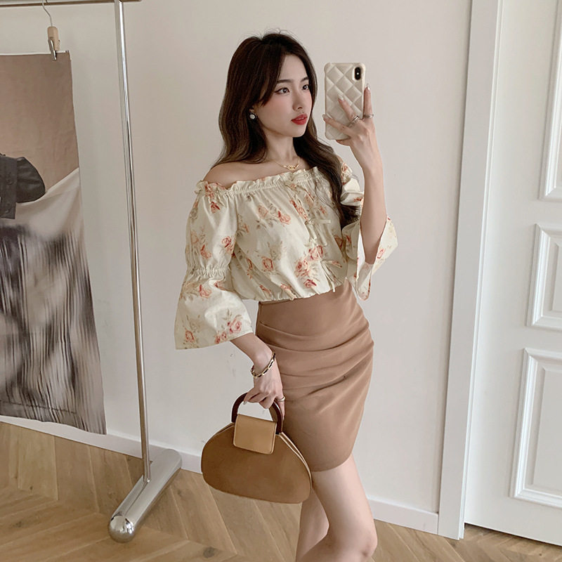 大姐姐 假日公主 法式一字肩/小背心 轻透短款碎花上衣