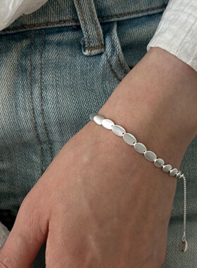 哑光豆豆鳞片手链女简约时尚小众设计感精致手环ins风百搭手饰潮