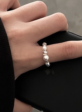 甜美珍珠弹力戒指女时尚百搭气质简约S925银指环网红爆款食指戒潮