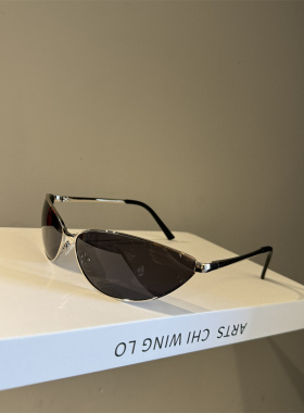 猫眼复古街拍时髦网红博主