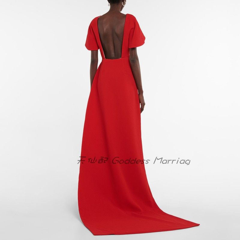 露背晚礼服妈妈婆婆装高端大气走秀2023新款年会主持人舞台连衣裙