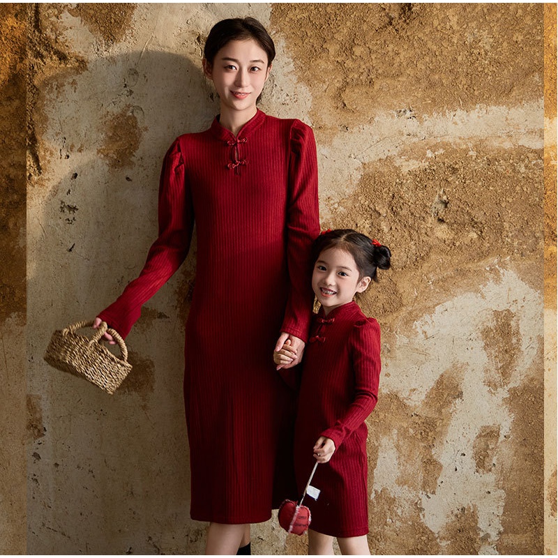 亲子母女装秋冬女童新中式旗袍毛衣裙女孩洋气打底红色盘扣连衣裙