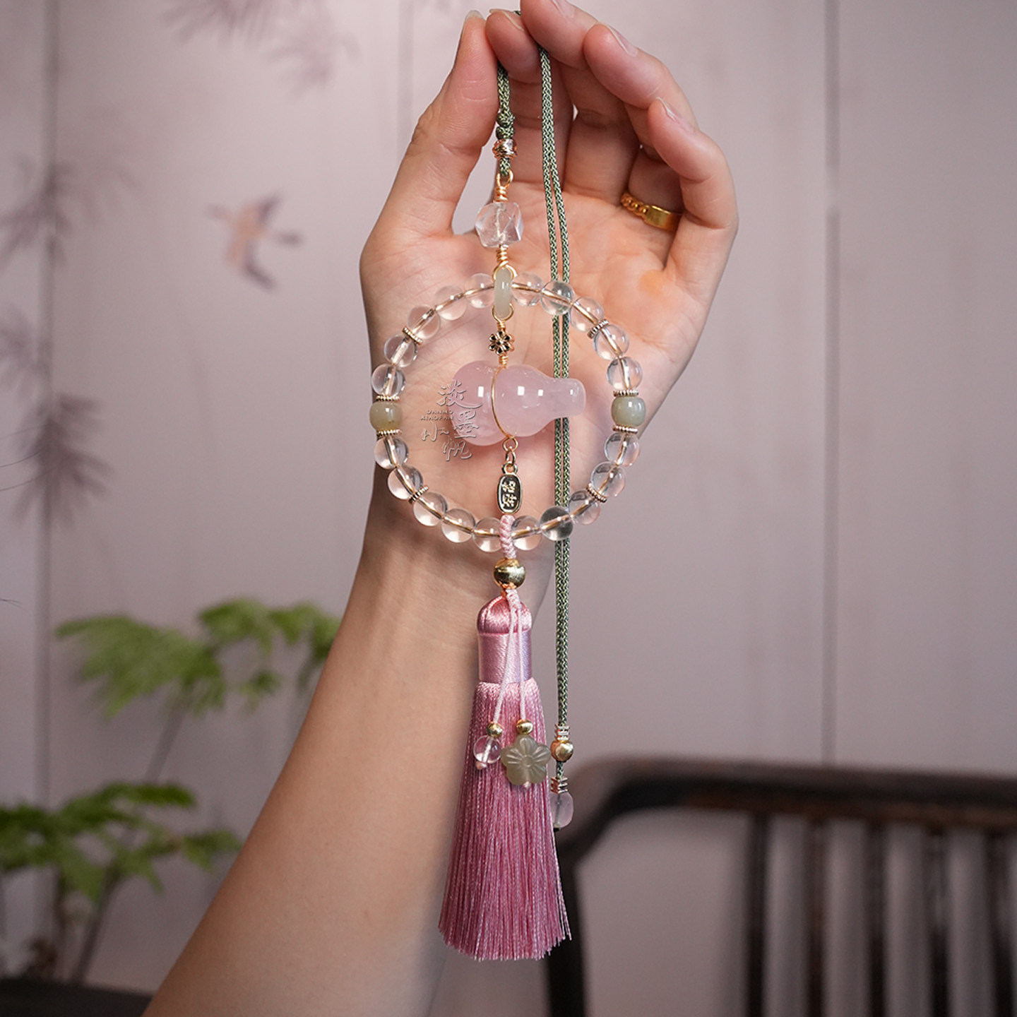 2025新款高级感粉水晶葫芦白水晶汽车挂件古风流苏车内挂饰女短款,淘宝优惠券,粉丝福利购,淘宝优惠卷