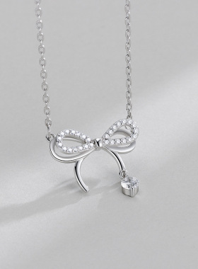 灵动结蝶梦吊坠S925纯银镶钻蝴蝶结小众轻奢精致锁骨链专柜巨划算