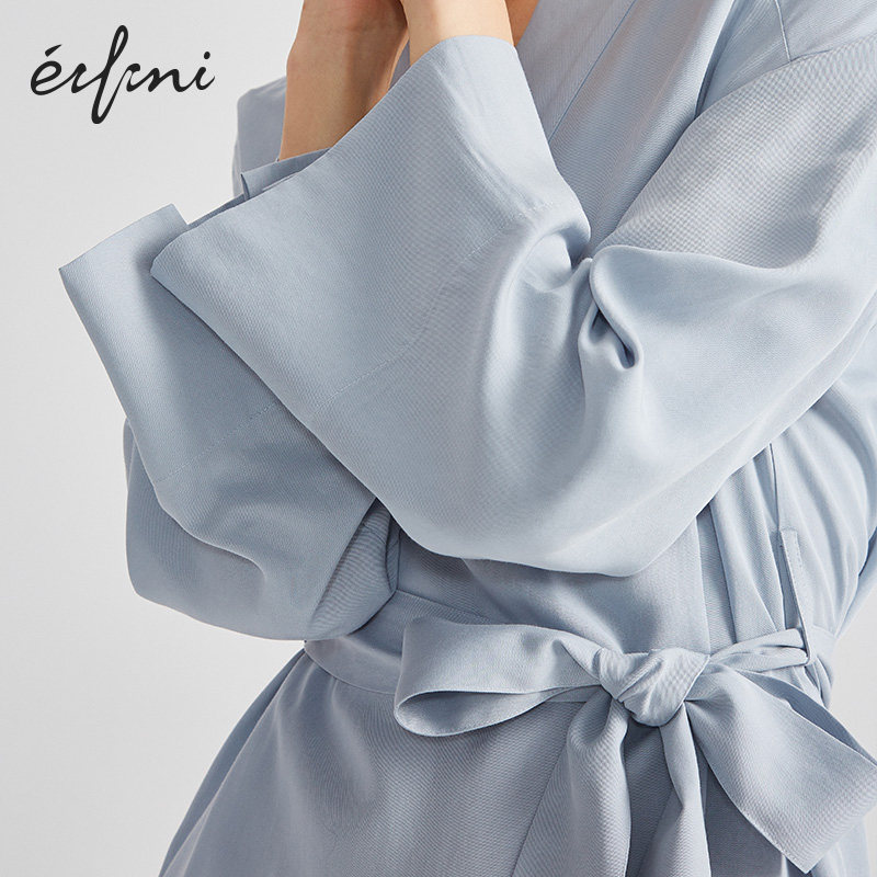 伊芙丽2020夏季新款气质v领连衣裙 伊芙丽折扣企业店连衣裙