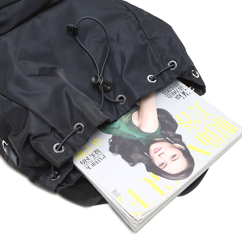 prada /普拉达男士抽绳包户外男包 邦琦国际双肩背包