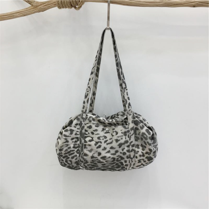 Small dirty cabinet South Korea Dongdaemun new leopard print canvas bag casual and versatile commuter portable shoulder tote bag