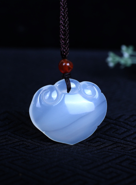 天然玉髓平安锁吊坠男女款