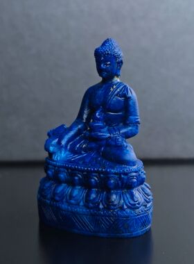 老矿青金石药师佛手工雕刻摆件