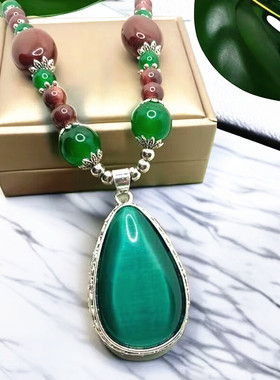 复古绿色猫眼石水滴项链韩国时尚配饰品波西米亚吊坠长款毛衣链女