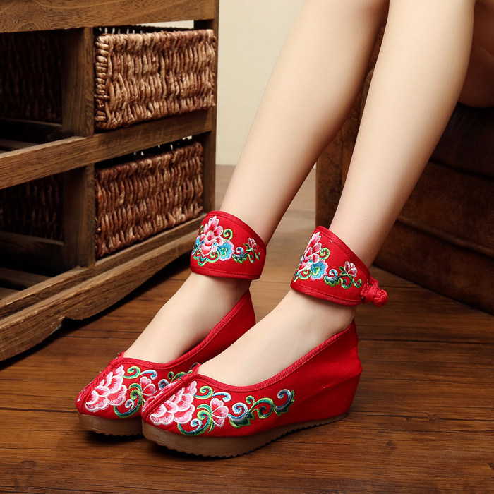 老北京坡跟布鞋内增高舞鞋秀禾服红色婚鞋民族风绣花鞋高跟单鞋夏,淘宝优惠券,粉丝福利购,淘宝优惠卷