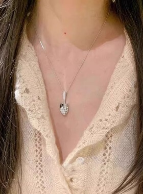 独特设计小铲子吊坠项链女个性嘻哈朋克百搭锁骨链ins风小众颈链