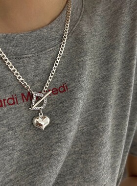 复古字母D爱心吊坠项链女轻奢个性百搭小众锁骨链ins风网红颈链潮