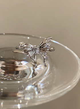 甜美立体蝴蝶戒指女简约时尚精致优雅S925镀银开口指环ins食指戒