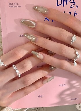 甜美气质铃兰花朵吊坠戒指女百搭叠戴优雅轻奢开口指环网红食指戒