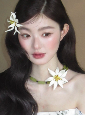 2025新款今年流行爆款花朵项链女