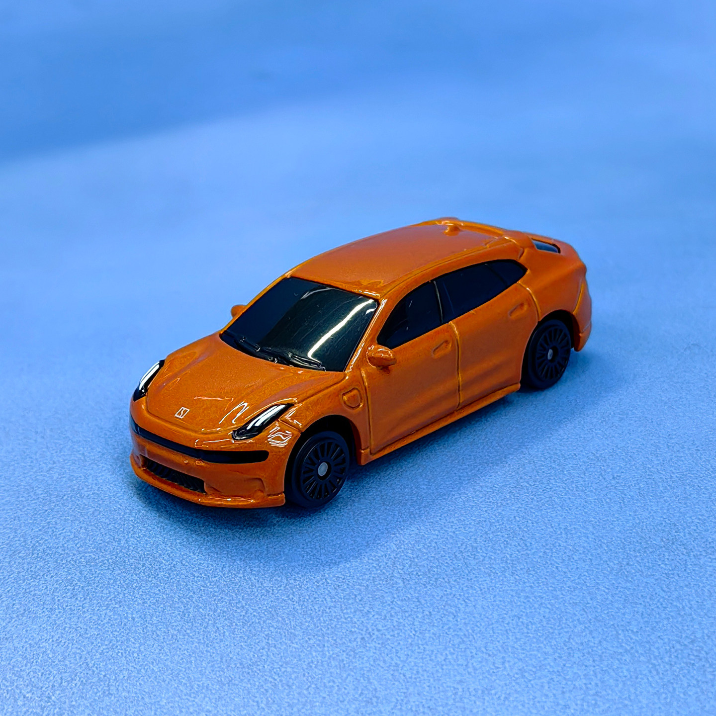 Maisto美驰图1/64极氪001ZEEKR合金车模仿真小汽车模型玩具礼物