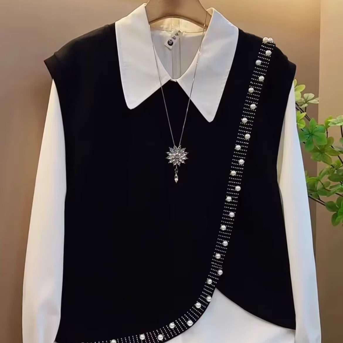 大码时尚重工艺钉珠马甲衬衫遮肚两件套显瘦百搭通勤气质胖妹套装,淘宝优惠券,粉丝福利购,淘宝优惠卷