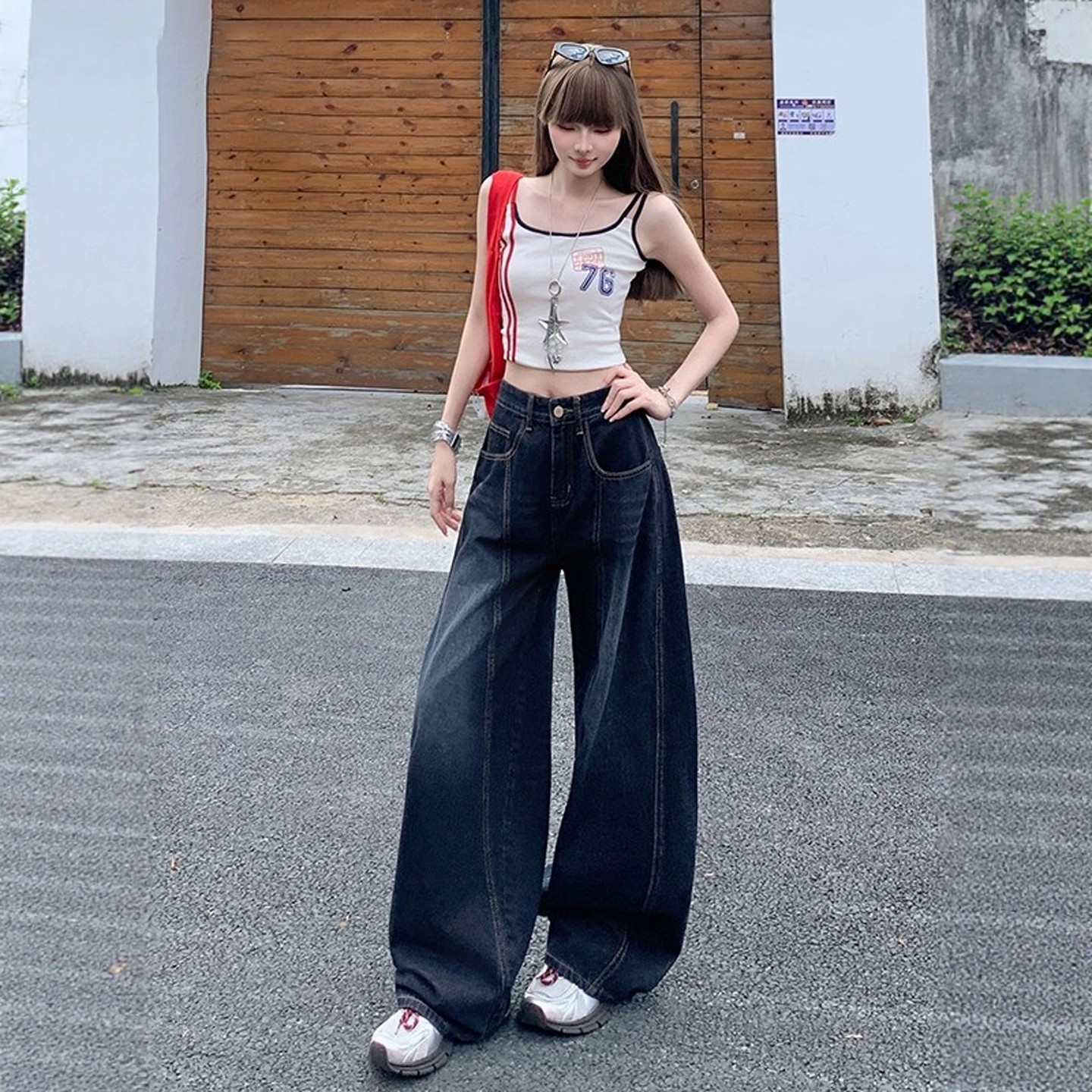 美式复古刺绣弯刀牛仔裤女秋季2025新款高腰阔腿宽松直筒镰刀裤子,淘宝优惠券,粉丝福利购,淘宝优惠卷