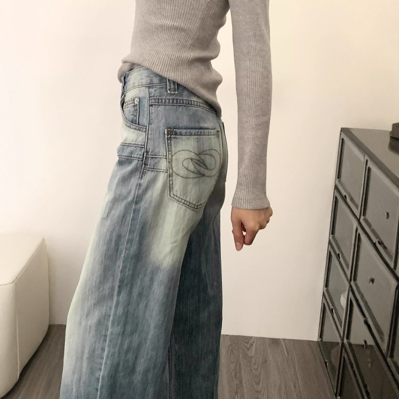 设计感刺绣宽松直筒牛仔裤女秋冬新款美式复古水洗浅蓝色垂感裤子,淘宝优惠券,粉丝福利购,淘宝优惠卷